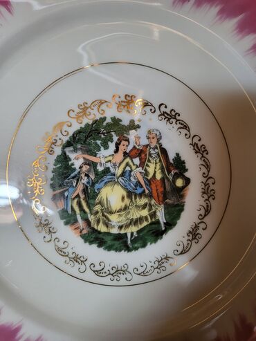 Kuhinjski setovi: Tanjir madonna japanski porcelan 80te. Tanjir je bez ostecenja sve — 7