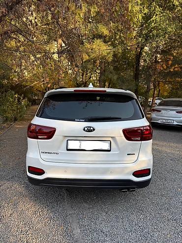 скупка подушек: Kia Sorento: 2018 г., 2 л, Автомат, Дизель, Кроссовер — 4