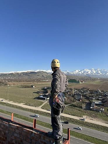 Курулуш жана оңдоо кызматтары: Промышленный альпинизм — высотные работы “под ключ” Услуги: Установка — 6