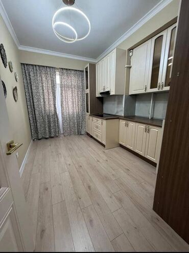 квартира с панорамными окнами: 3 комнаты, 88 м², Элитка, 13 этаж, Дизайнерский ремонт