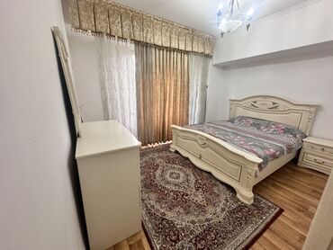 срочно сдаётся квартира: 3 бөлмө, Менчик ээси, Чогуу жашоосу жок, Толугу менен эмереги бар