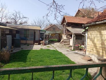 Kuće na prodaju: 106 kv. m, 2 sobe — 11