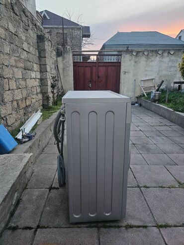 lalafo paltaryuyan maşın: Paltaryuyan maşın Indesit, 6 kq, İşlənmiş, Avtomat, Qurutma var, Kredit yoxdur