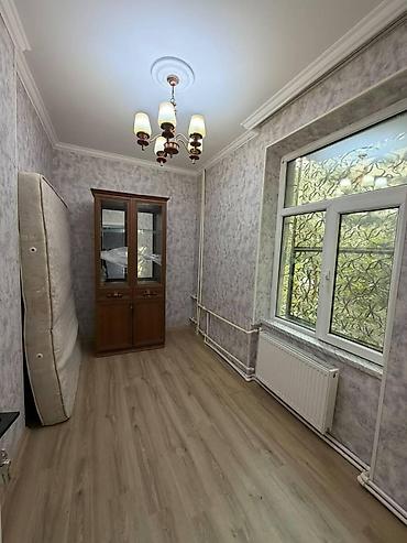 kohnə binalar: Bakı, 3 otaqlı, Köhnə tikili, m. Qara Qarayev, 50 kv. m — 6