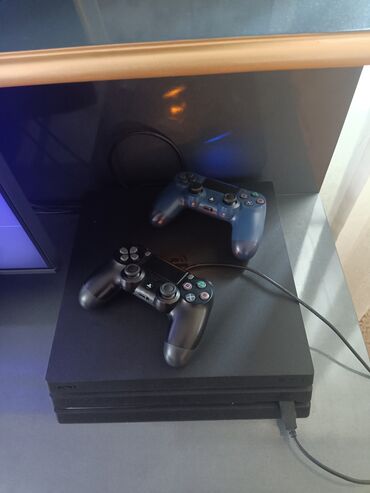 kredit playstation: Tam ideal vəziyyətdədir heçbir problemi yoxdur içində maraqlı oyunlar