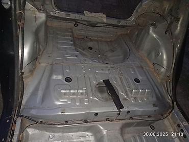 exceed vx: Toyota Vitz: 2001 г., 1 л, Автомат, Бензин, Хэтчбэк — 9