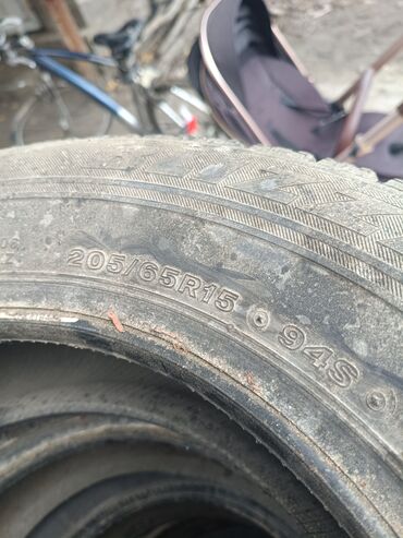 газ балон для машина: Комплект автомобильных шин 205/65 R15 94S - Размер: 205/65 R15 -