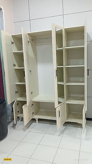 hamam xoncasi: Yeni, 4 qapılı, Güzgülü, Bej, Açılan, Düz dolab — 4