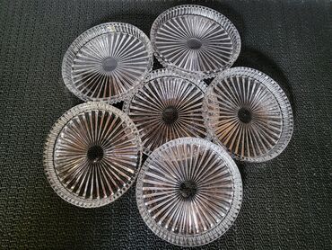 Kuhinjski setovi: Kristalni novi podmetaci za case iz 70,80ih.god. Podmetaci za na lalafo.rs — 7 Kuhinjski setovi: Kristalni novi podmetaci za case iz 70,80ih.god. Podmetaci za — 7