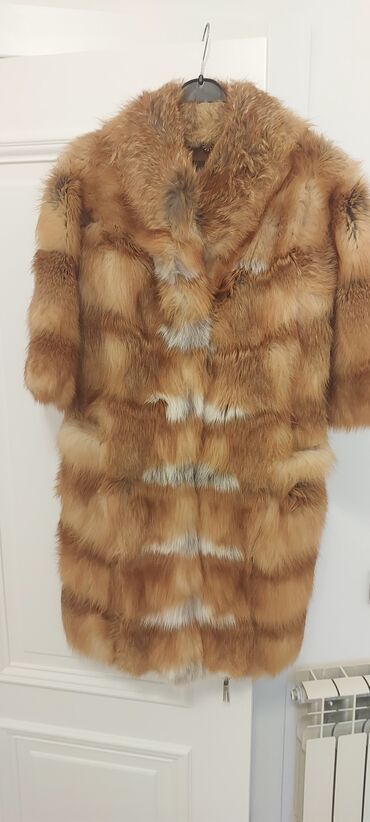 Kürklər: Manzari brendinin tülkü kürkünü satıram. Ölcu 40-42, 3/4 qollar — 9