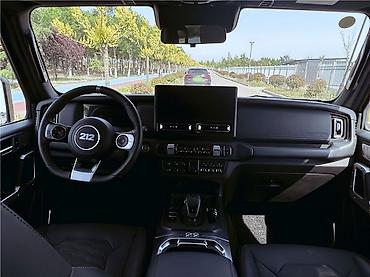 хова 15: УАЗ : 2025 г., 2 л, Автомат, Внедорожник — 3