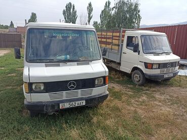 трактора юто цена: Жеңил жүк ташуучу унаа, Mercedes-Benz, Дубль, 3 т, Колдонулган