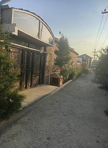kiraye ile satilan evler: 4 otaqlı, 2 kv. m, Kredit yoxdur, Orta təmir — 1