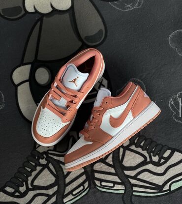 Кроссовки и спортивная обувь: Кроссовки, 36, Nike, Новый, цвет - Оранжевый, Самовывоз