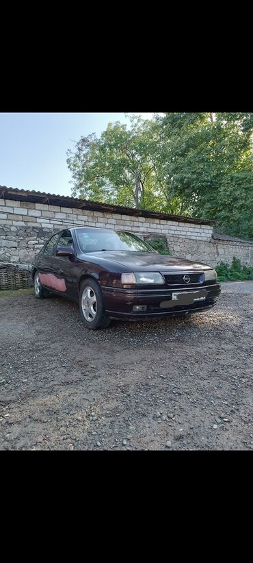 автомобиль фольксваген поло: Opel Vectra: 2 л | 1994 г. 415000 км Седан