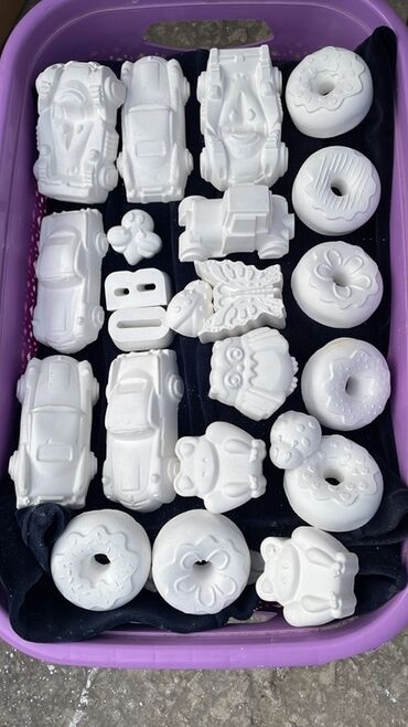 Heykəlciklər: Heykəlcik, 2025 il, Gips, Ödənişli çatdırılma -da lalafo.az — 2 Heykəlciklər: Heykəlcik, 2025 il, Gips, Ödənişli çatdırılma — 2