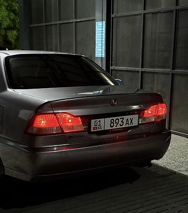 8: Honda Accord: 2002 г., 1.8 л, Автомат — 5