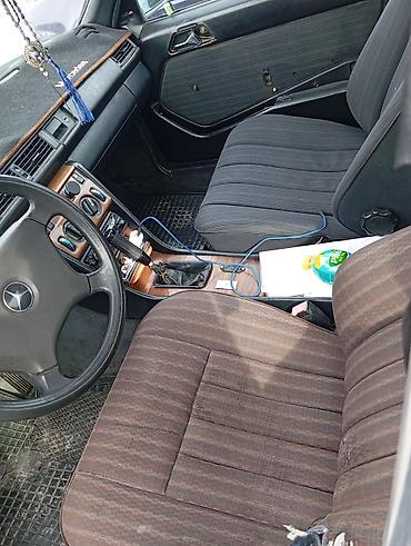 щит прибор на мерс 124: Mercedes-Benz W124: 1986 г., 2.3 л, Механика, Бензин, Седан — 7