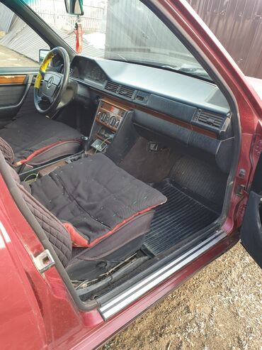 Mercedes-Benz: Mercedes-Benz E-Class: 1993 г., 2 л, Бензин, Седан — 12