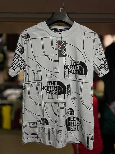 Majice: Men's T-shirt Armani Exchange, bоја - Šareno — 11