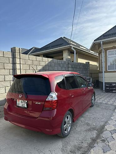 Продажа авто: Honda Fit: 2005 г., 1.3 л, Автомат, Бензин, Хэтчбэк — 5
