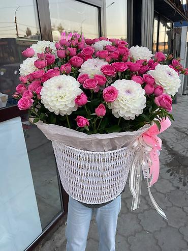 цветы розы акции: 🌸 Свежие цветы 24/7 с доставкой по Бишкеку! Букеты, корзины — 9