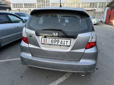 автомобили в рассрочку без первоначального взноса: Honda Fit: 2010 г., 1.5 л, Автомат, Бензин, Хэтчбэк