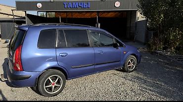 машинка для кнопки: Mazda PREMACY: 2001 г., Хэтчбэк — 5