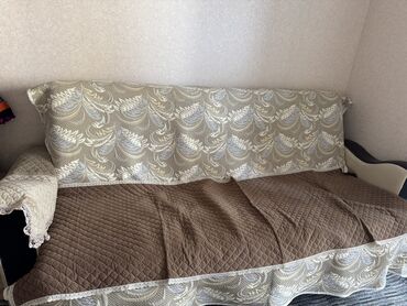 письменные столы для двоих: Раскладной диван, Б/у, Двойной
