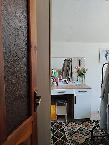 Продажа коттеджей и домов: 📍ул. 8 марта 🔘5-комнат 🔘121м² Продаётся двухэтажный дом в районе — 11