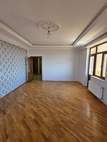 lokbatanda ev satilir: 3 otaqlı, Yeni tikili, 89 kv. m — 2