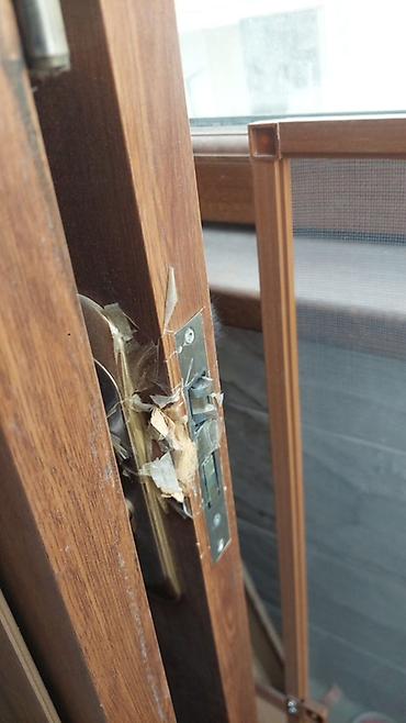 qapı olculəri: Qapi 4 ədəddi, 1 qapıda bağlama hissəsi zədəlidi, digər 3 qapı — 3