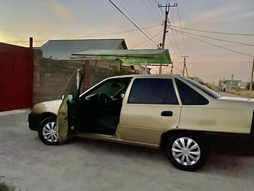 Daewoo: Daewoo Nexia: 2010 г., 1.5 л, Механика, Бензин, Седан
