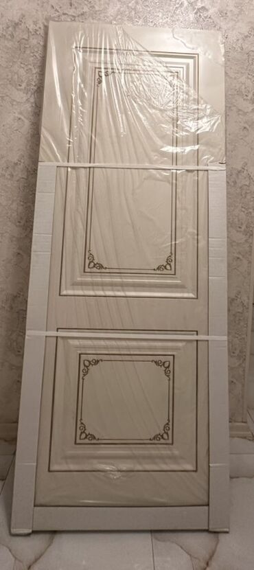 Döşəmə: Mənzil üçün İşlənmiş Giriş qapısı 80x200 sm Zamok ilə, Zəmanətsiz, Pulsuz quraşdırma, Ünvandan götürmə
