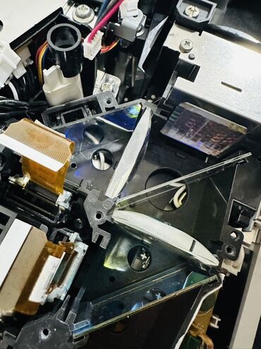 Digər ehtiyat hissələri: Proyektor lampaları və ehtiyat hissələri dəsti - Müxtəlif model — 52