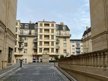 Yeni tikili: Ağ şəhər, 4 otaqlı, Yeni tikili, m. Xətai, 188 kv. m — 3