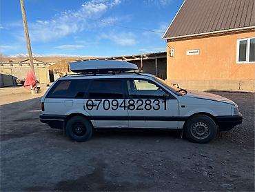 салон машины: Volkswagen Passat Variant: 1994 г., Механика, Бензин, Универсал — 4