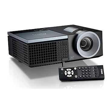 TV və video: İşlənmiş Ultraportativ Proyektor Ödənişli çatdırılma — 2