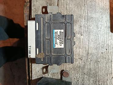 Панели, обшивки: Митсубиси паджеро 3 дизель 3.2 только запчасти те которые на фото — 8