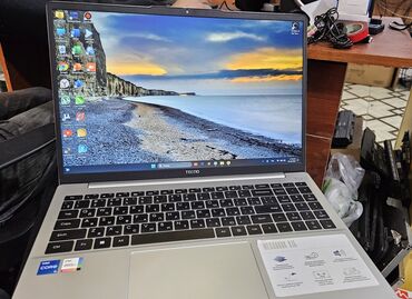 notbuk alışı: Intel Core i5, 16 GB, 15.6 "