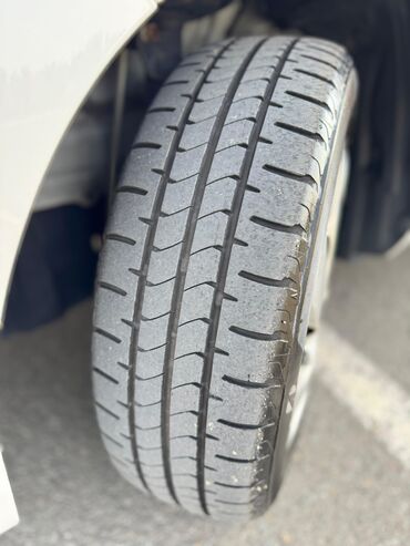 Toyota: Toyota Prius: 1.5 l | 2019 il Hetçbek — 7