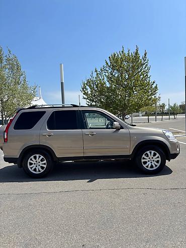 man sat: Honda CR-V: 2.4 l | 2005 il Ofrouder/SUV — 3