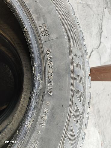 зимние шины 17 размер: Шины 225 / 60 / R 17, Зима, Б/у, Комплект, Легковые, Bridgestone — 3