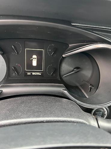 Toyota: Toyota Sequoia: 2020 г., Автомат, Бензин, Внедорожник — 22