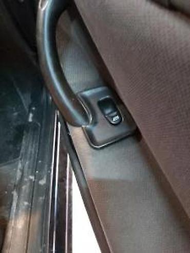 sa staklom: ALFA 147 PREKIDACI PODIZACA | Prekidaci podizaca skinuti sa alfe 147 — 1
