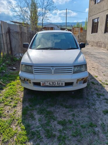 Mitsubishi: Mitsubishi Chariot: 1998 г., 2.4 л, Типтроник, Бензин, Минивэн