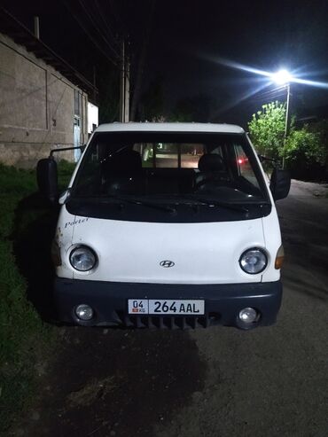 Hyundai: Hyundai Porter: 2003 г., 2.6 л, Механика, Дизель