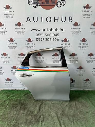 gra: Дверь Hyundai Grandeur IG 3.0 GAS 2017 задн. прав. (б/у) — 1