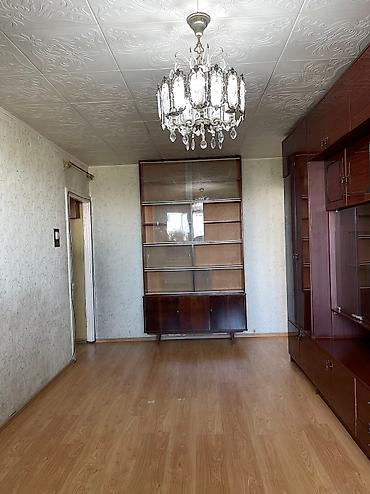 Батирлер: 3 бөлмө, 60 м², 4-мкр 104-серия, 4 кабат, Эски ремонт — 8