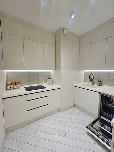 ev elani yerlesdir: İcarəyə verilir 3 otaqlı yeni tikili 110 m², Ağ şəhər q. Kateqoriya — 7